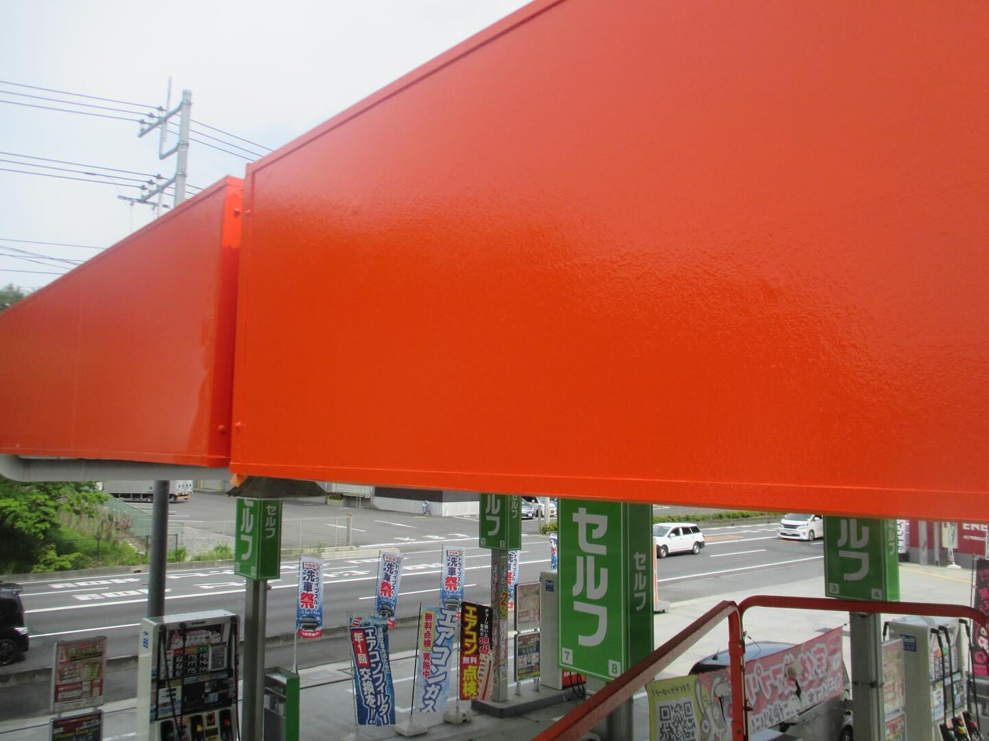 栄州ホームです！下塗りの後中塗りと上塗りを塗装しました(*^