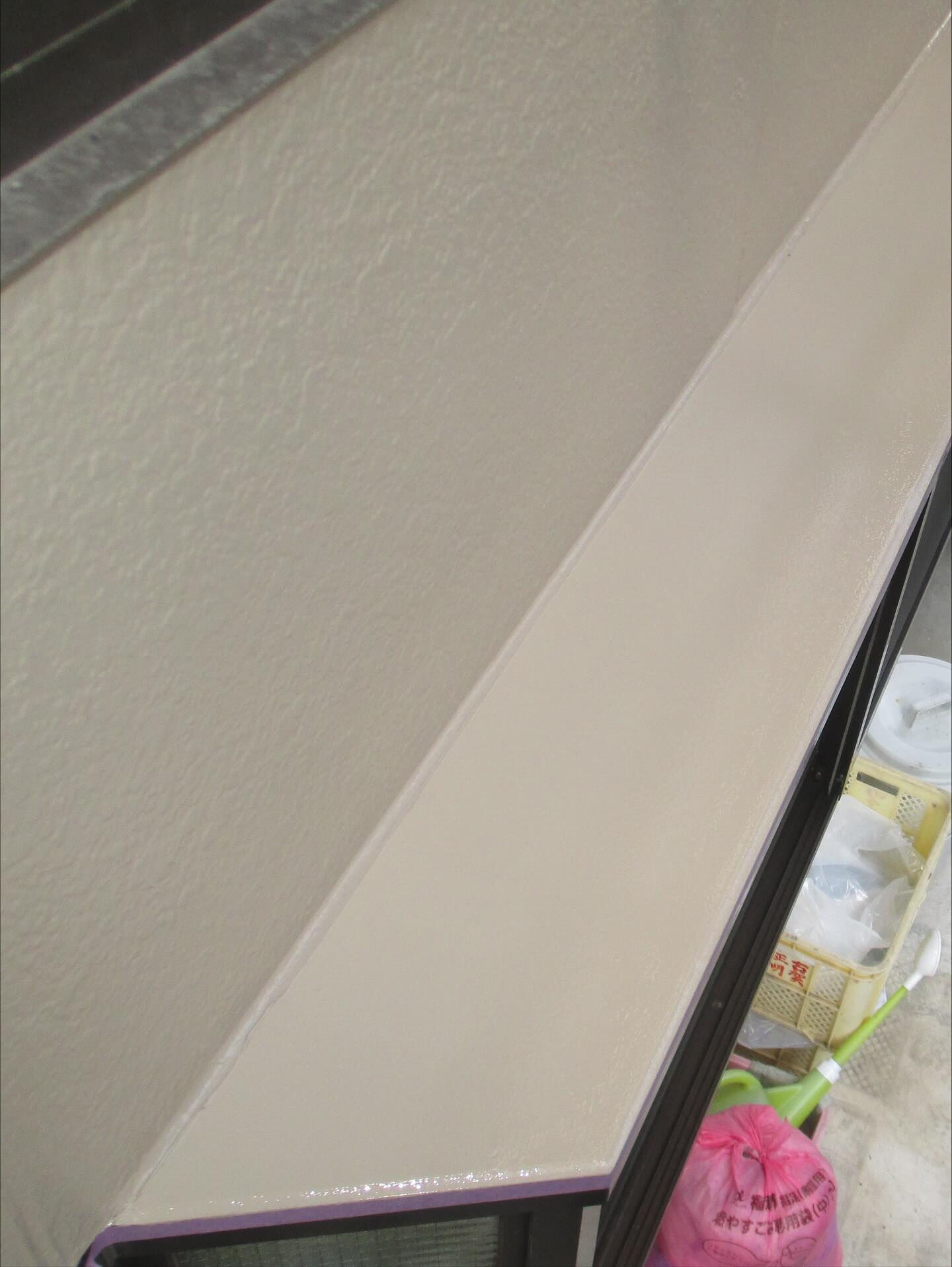 7/10/19 栄州ホームです！ 出窓の上等を塗装しました(