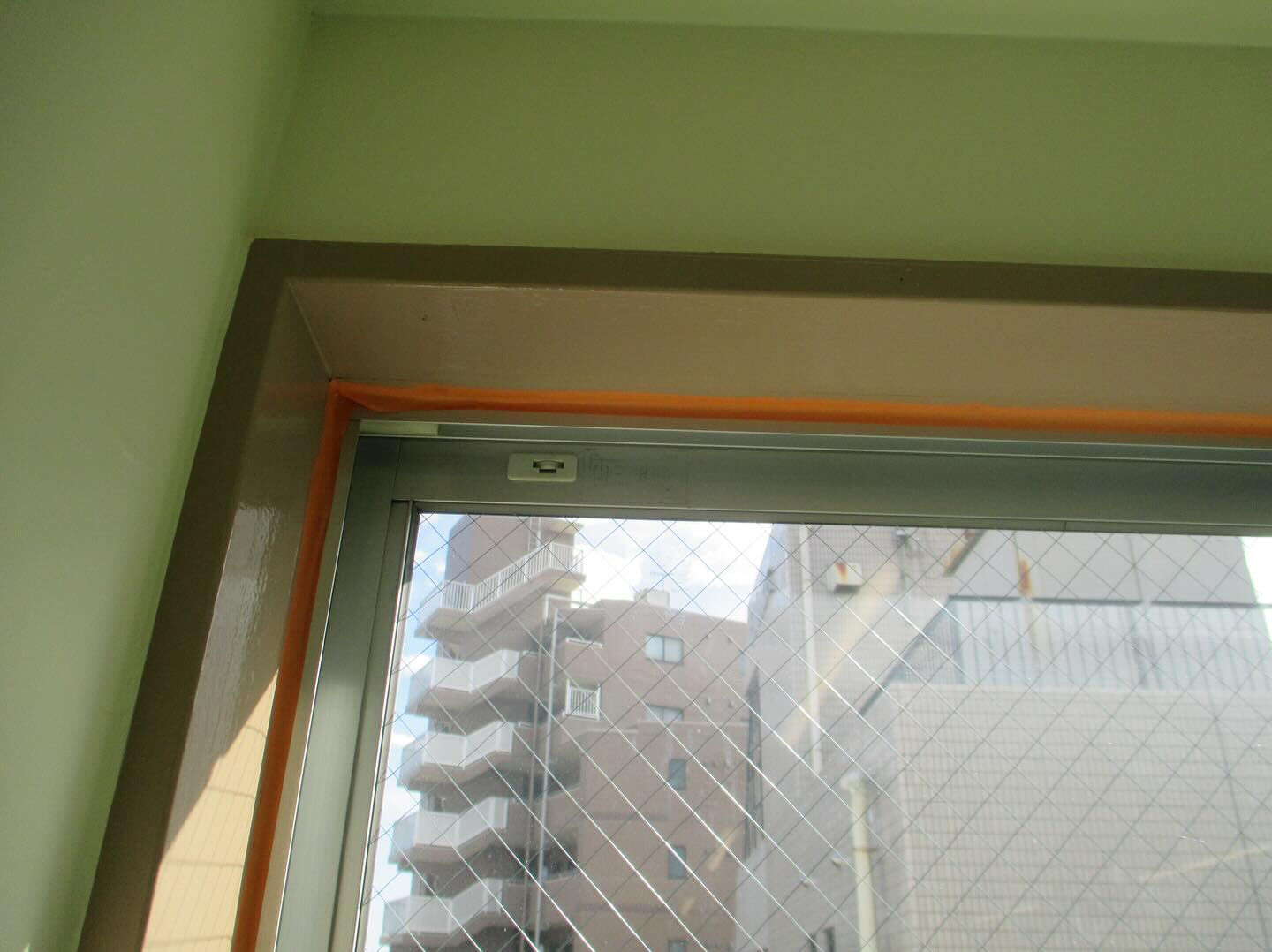 栄州ホームです！ドア枠や木枠を塗装しました(*^^*)