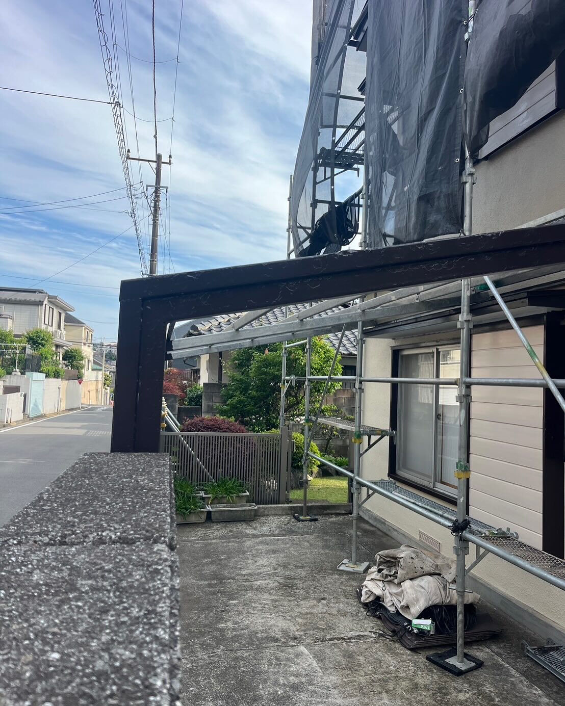 栄州ホームです！鉄骨の中塗りと上塗りをしました(*^^*)