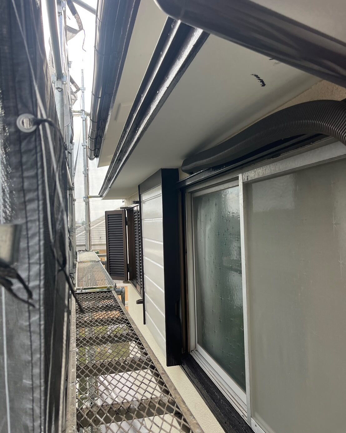 栄州ホームです！面格子など塗装しました(*^^*)