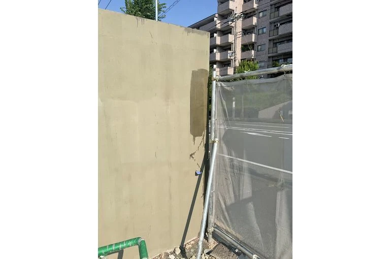 外壁の下塗り塗装