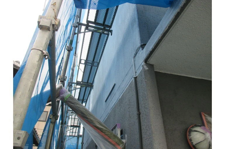 外壁塗装工事の下塗り